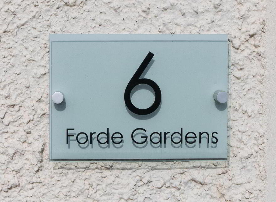 6 Forde Gardens, Seaforde, BT30 8FD