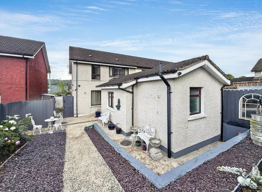 31 Quayside Close, Newry, BT35 8DG