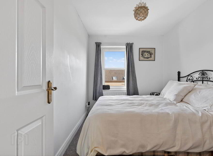 Apt 5, Barrington Court, Finaghy Road South, Belfast, BT10 0DR