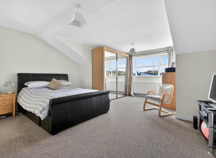 Apt 5, Barrington Court, Finaghy Road South, Belfast, BT10 0DR