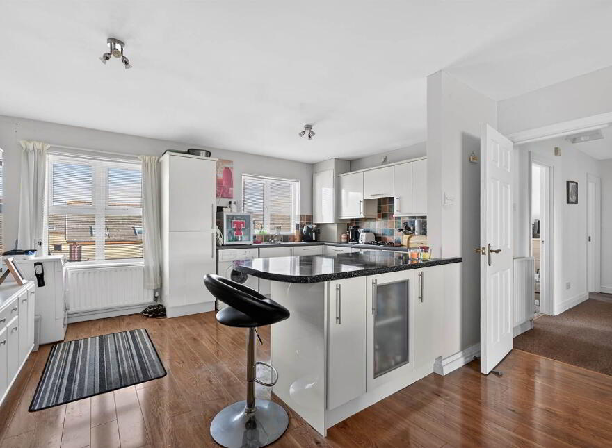 Apt 5, Barrington Court, Finaghy Road South, Belfast, BT10 0DR