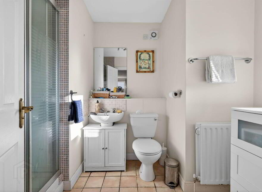 Apt 5, Barrington Court, Finaghy Road South, Belfast, BT10 0DR