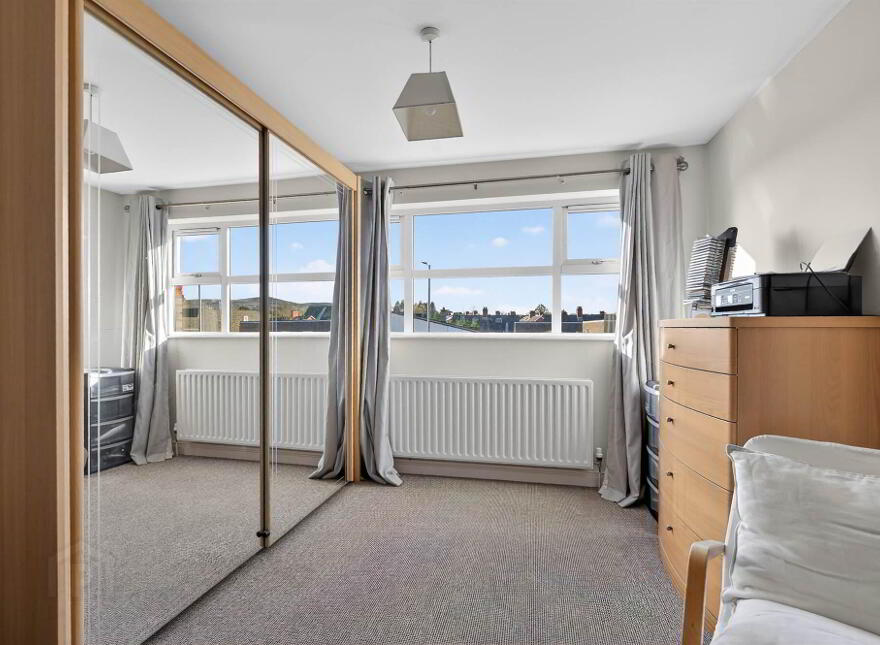 Apt 5, Barrington Court, Finaghy Road South, Belfast, BT10 0DR