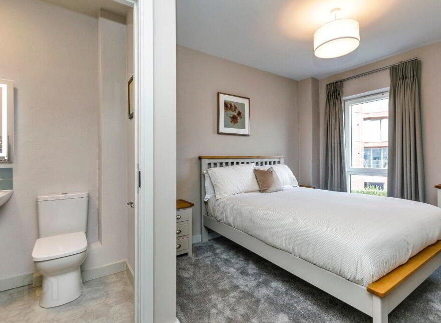 Apt 43 The Residence, 336 Ormeau Road, Belfast, BT7 2GE