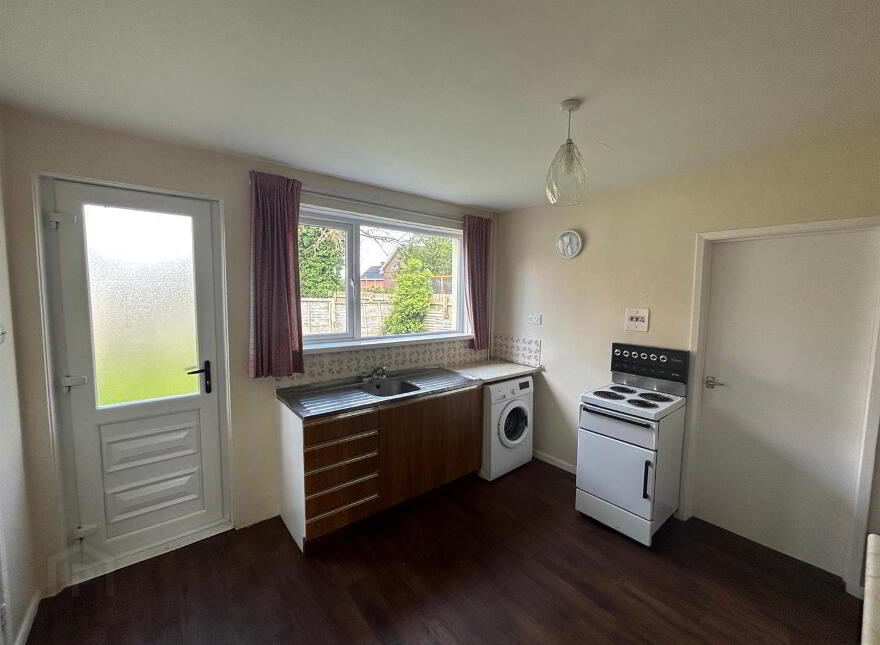 14 Parkmore Drive, Strathfoyle, Derry, BT47 6XA