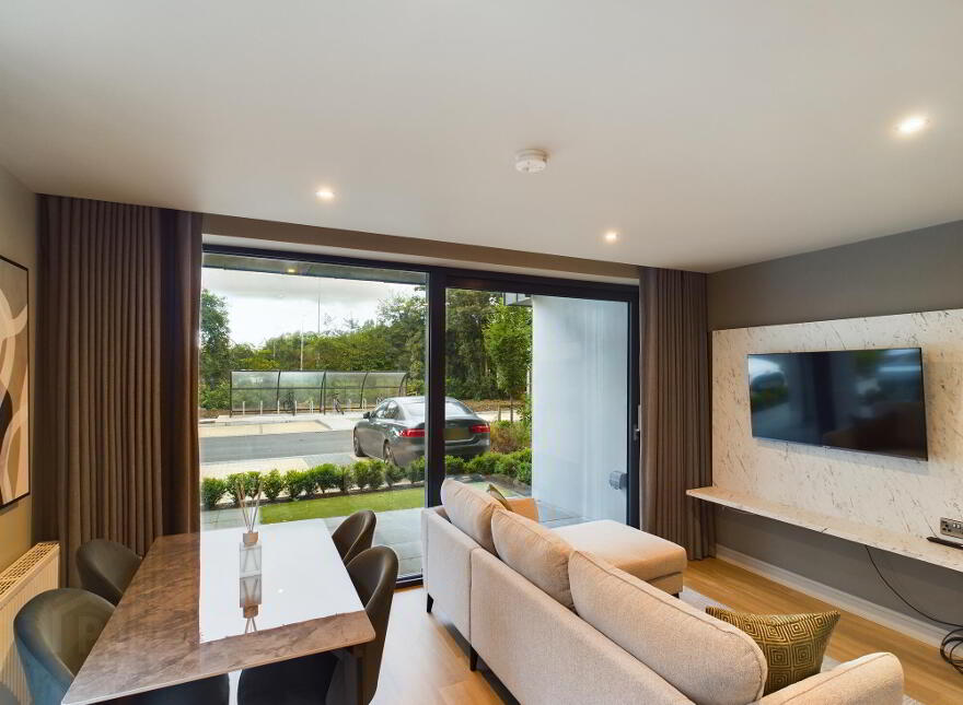 Apartment 7 Lesley Parklands 60 Knocknagoney Road, Belfast, BT4 2FU