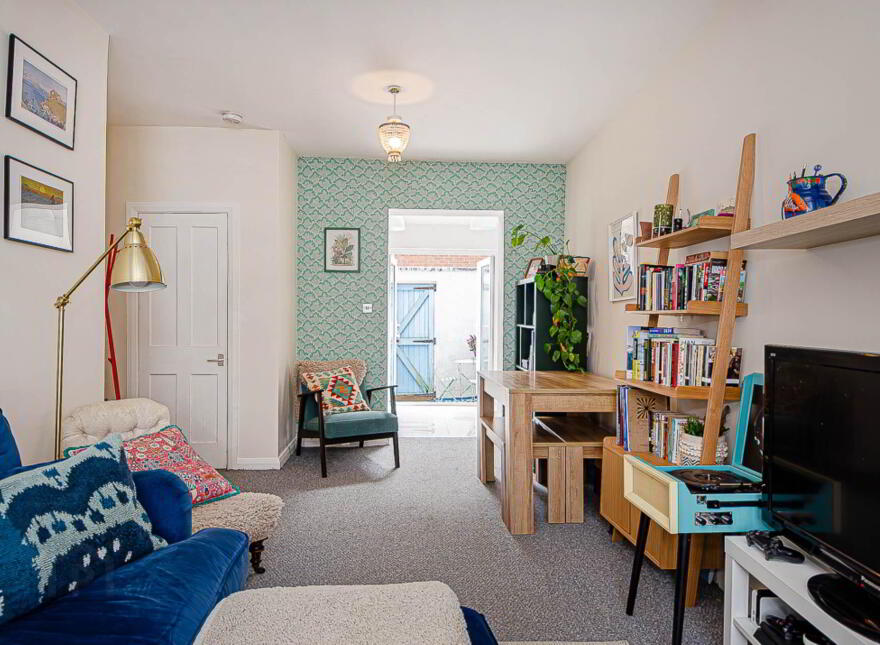 79 Ardenvohr Street, Woodstock, Belfast, BT6 8NB