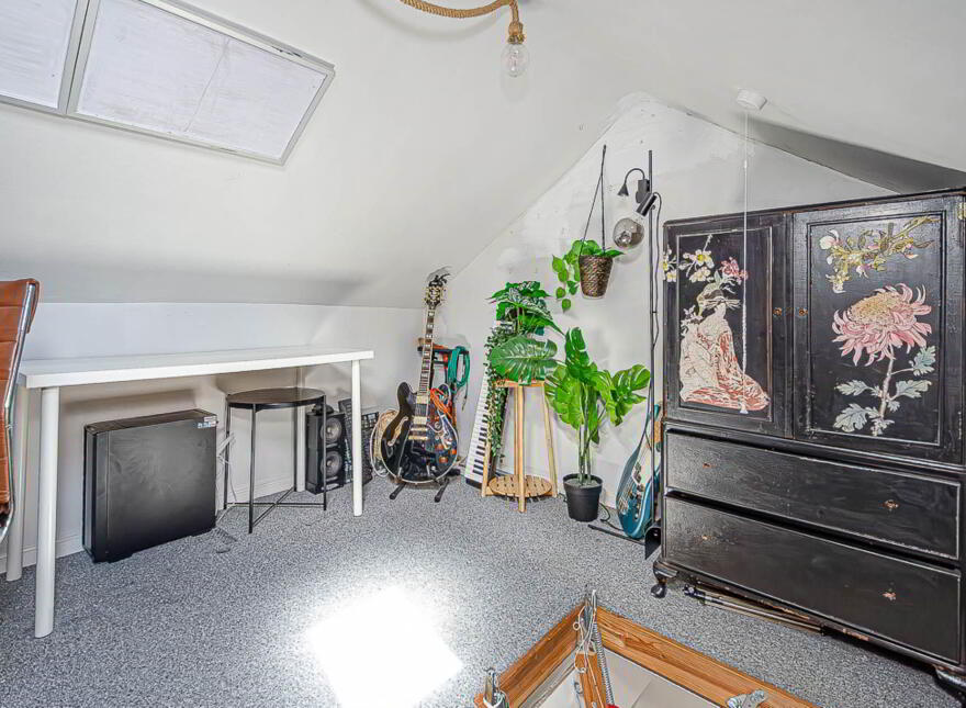 79 Ardenvohr Street, Woodstock, Belfast, BT6 8NB