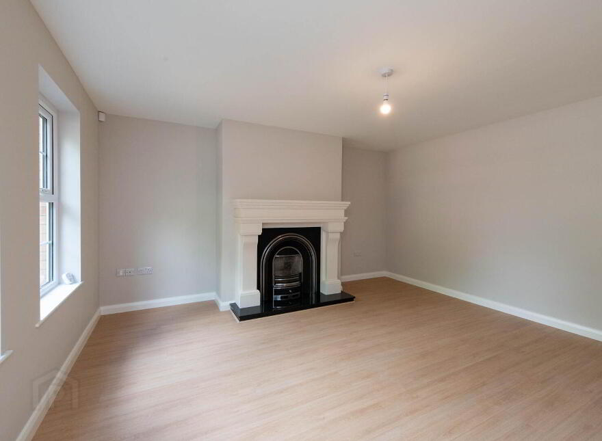 8 Glenavna Manor, Jordanstown, Newtownabbey, BT37 0HW
