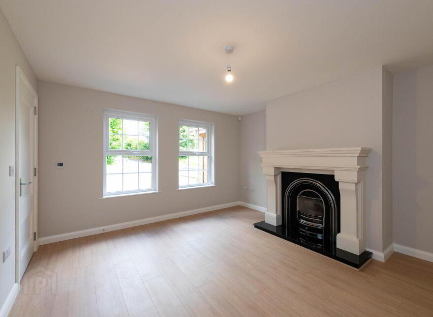 8 Glenavna Manor, Jordanstown, Newtownabbey, BT37 0HW