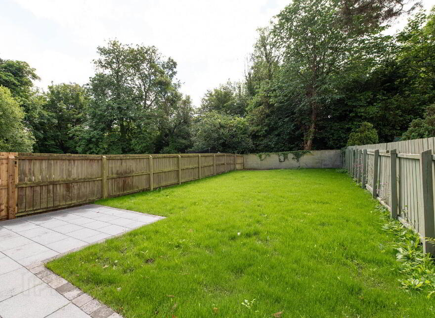 8 Glenavna Manor, Jordanstown, Newtownabbey, BT37 0HW