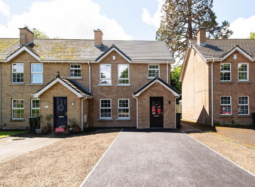 8 Glenavna Manor, Jordanstown, Newtownabbey, BT37 0HW