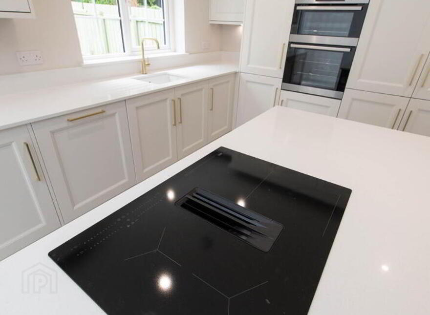 8 Glenavna Manor, Jordanstown, Newtownabbey, BT37 0HW