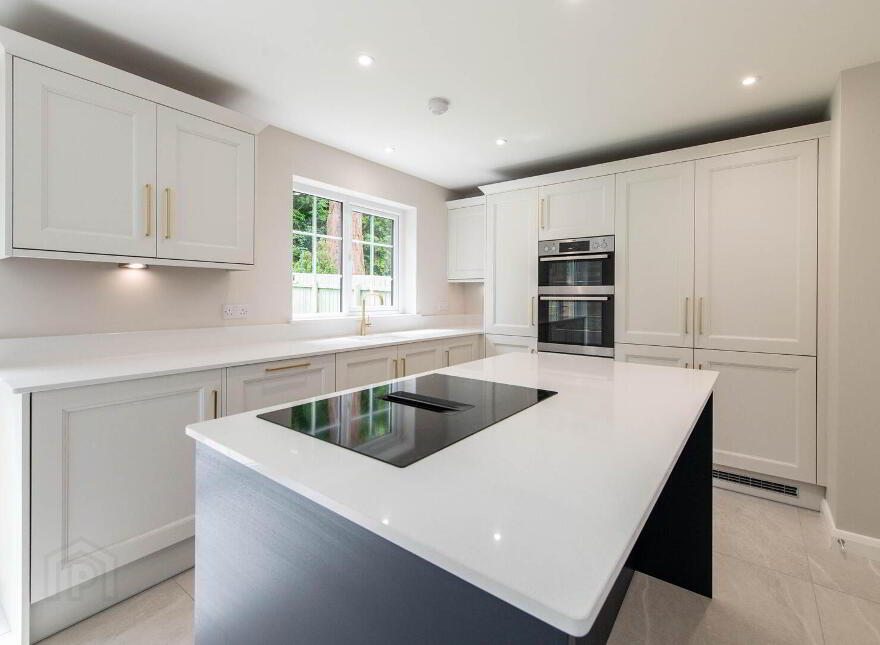 8 Glenavna Manor, Jordanstown, Newtownabbey, BT37 0HW