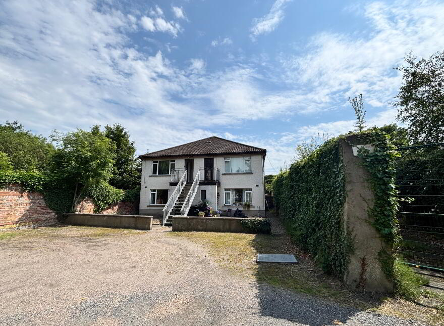 3 The Orchard, Carrickfergus, BT38 8DW