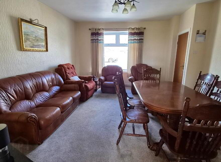 Bridge House, 3 Ballymartin Village, Ballymartin, BT34 4PA