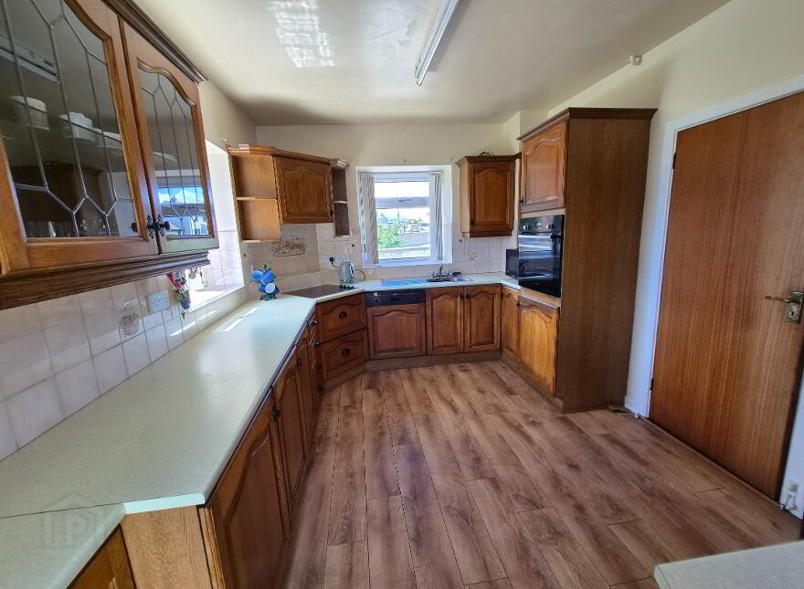 Bridge House, 3 Ballymartin Village, Ballymartin, BT34 4PA
