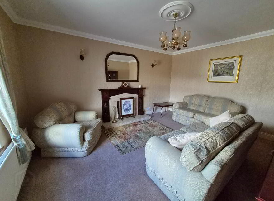 Bridge House, 3 Ballymartin Village, Ballymartin, BT34 4PA