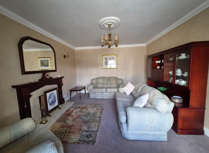 Bridge House, 3 Ballymartin Village, Ballymartin, BT34 4PA