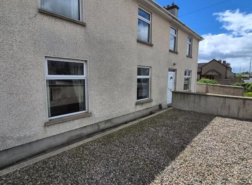 Bridge House, 3 Ballymartin Village, Ballymartin, BT34 4PA