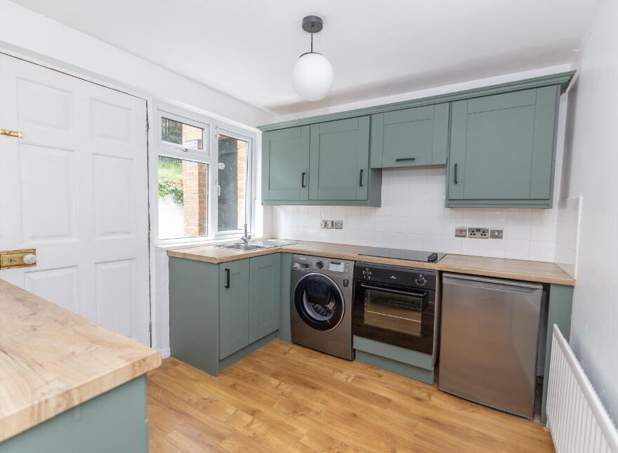 8 Carnagat Park, Newry, BT35 8QD
