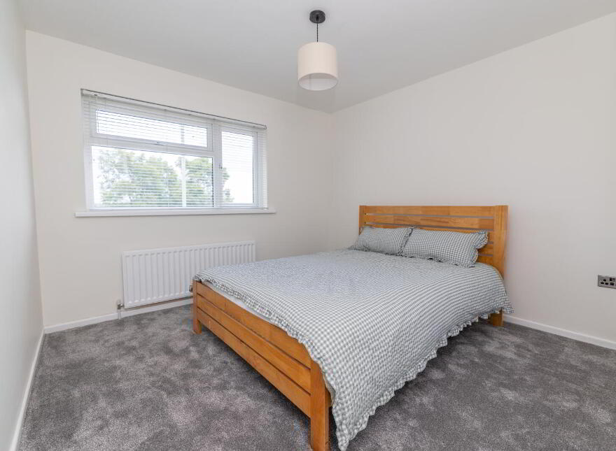 8 Carnagat Park, Newry, BT35 8QD