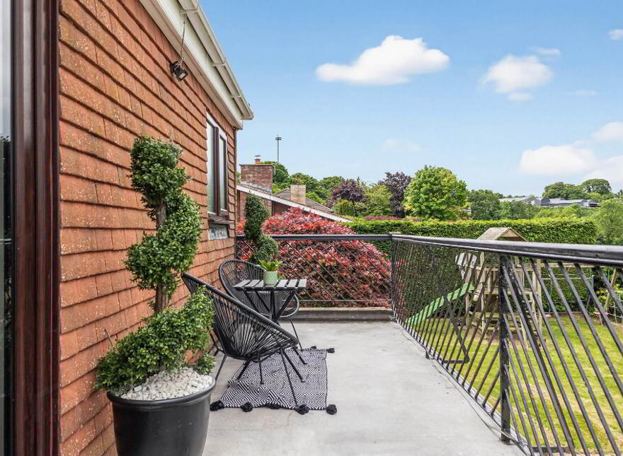 2 Shelling Ridge, Lisburn, BT27 5DW