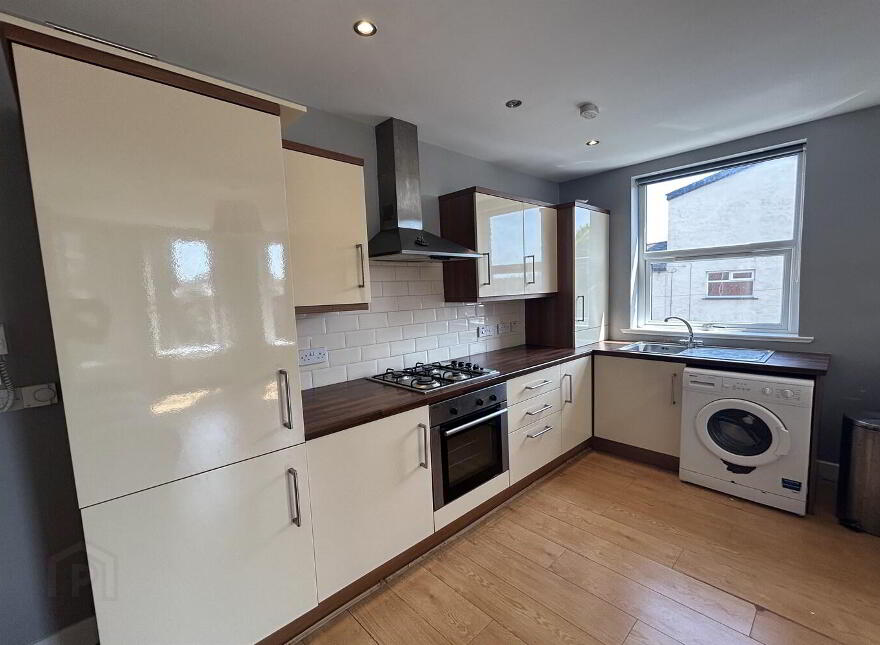 Apartment 5 1A Vancouver Drive, Belfast, BT15 5BY