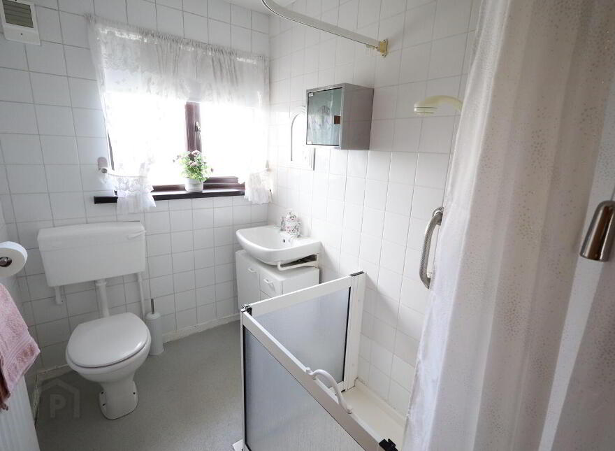 10 Gortlane Drive, Greenisland, Carrickfergus, BT38 8SY