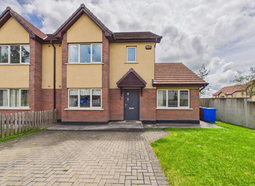 23 Willow Grove, Oakridge, Ferrybank