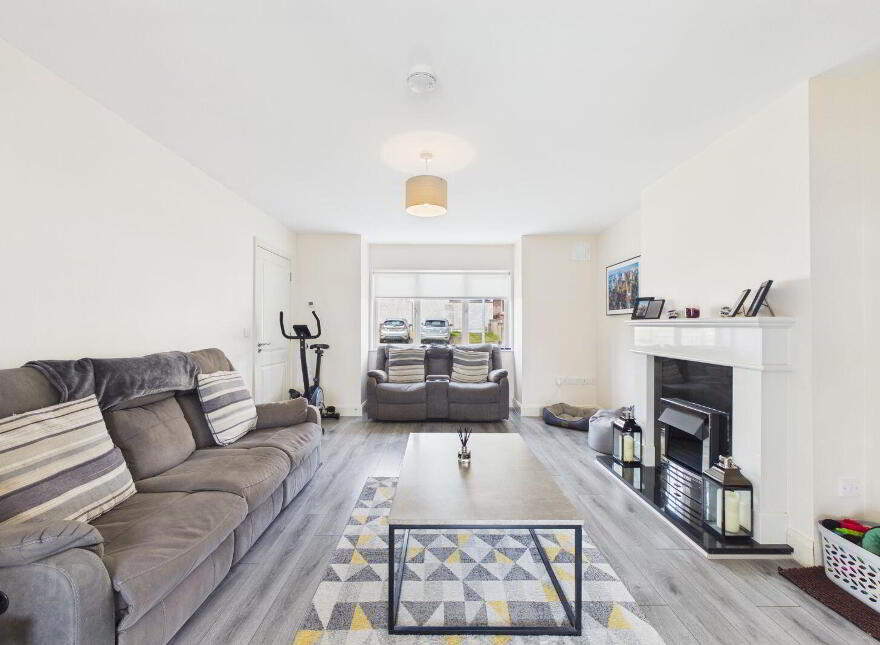 23 Willow Grove, Oakridge, Ferrybank