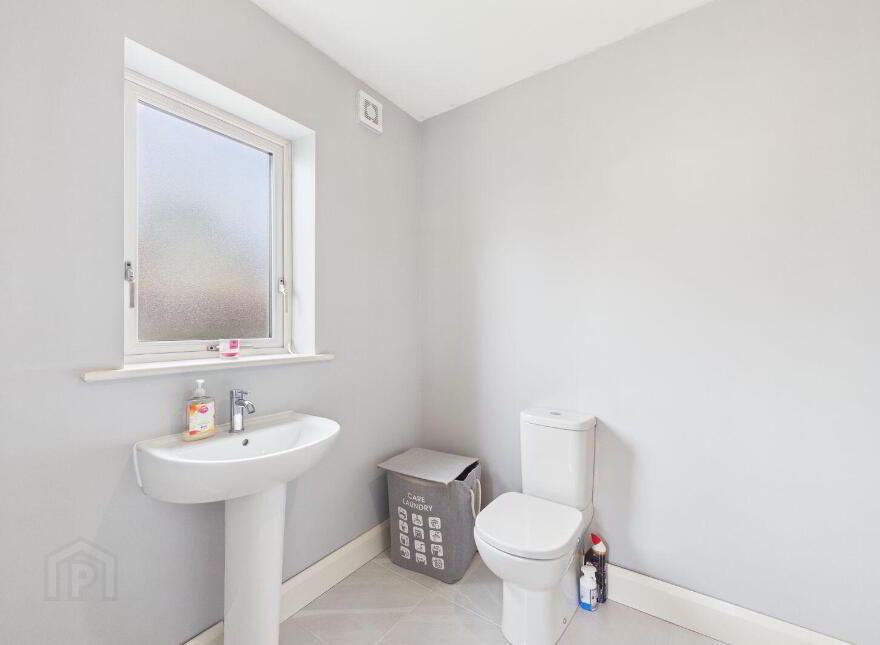 23 Willow Grove, Oakridge, Ferrybank