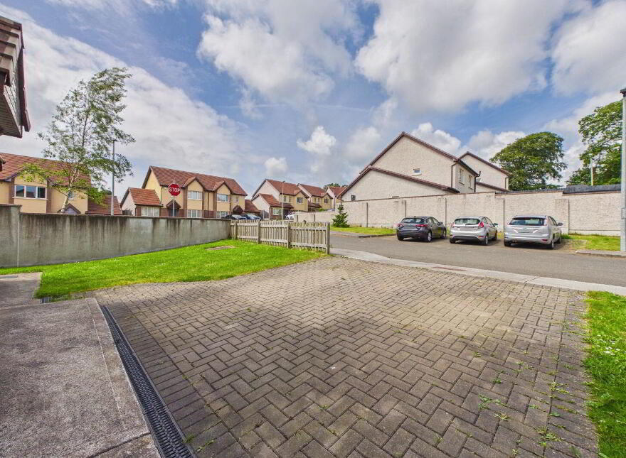 23 Willow Grove, Oakridge, Ferrybank