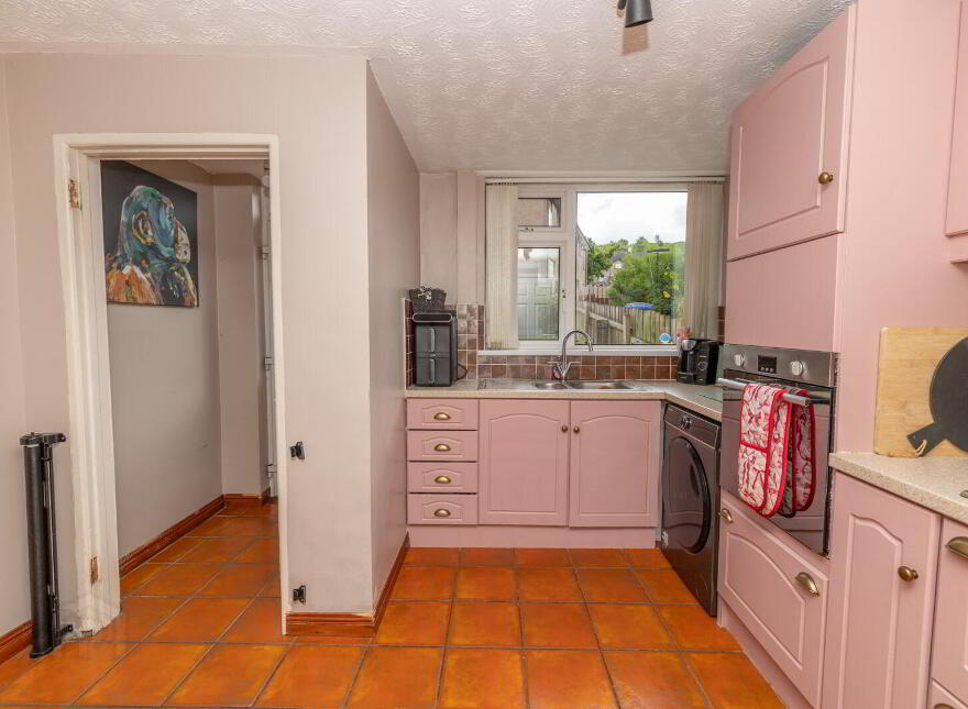 30 Carnagh Park, Newry, BT34 2QR