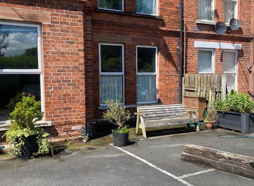Apt 1, 6 Alexander Gardens, Fortwilliam, Belfast, BT15 3LJ