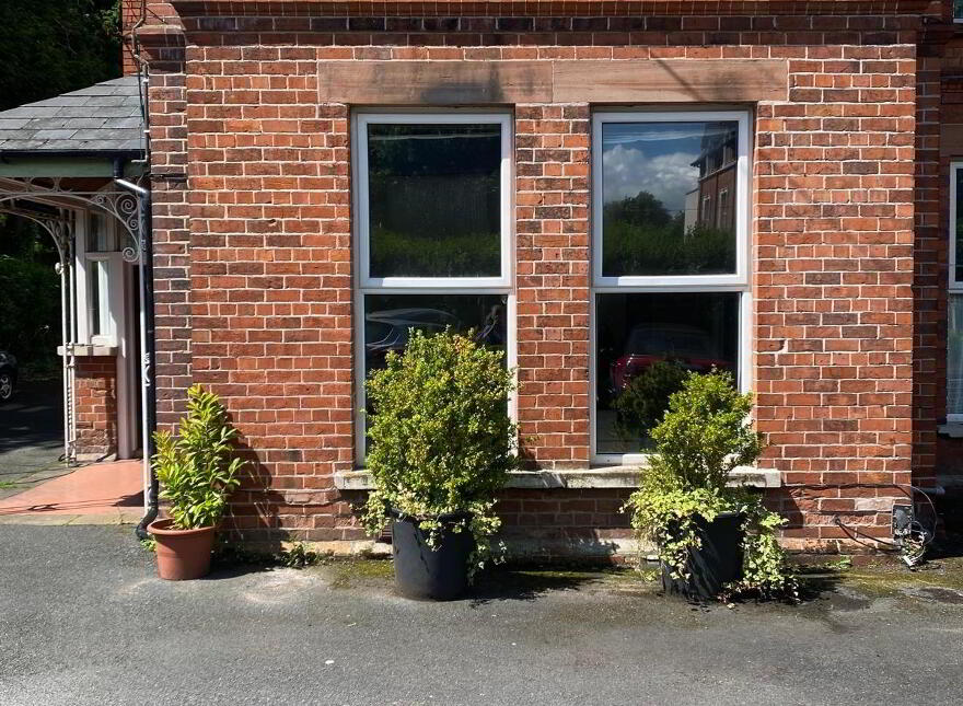 Apt 1, 6 Alexander Gardens, Fortwilliam, Belfast, BT15 3LJ