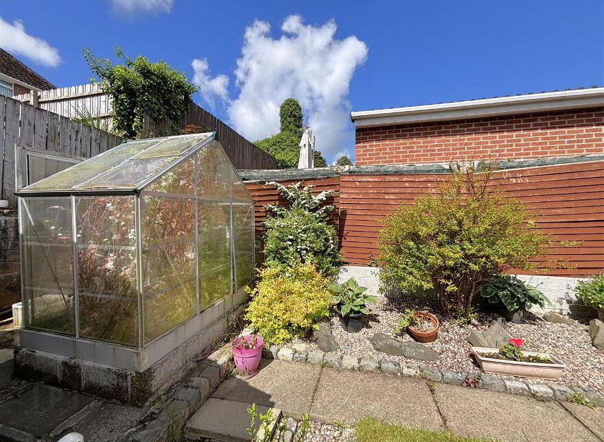 5 Westway Crescent, Belfast, BT13 3NU