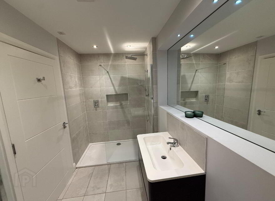14A Balmoral Gate, Stockmans Lane, Belfast, BT9 7JA