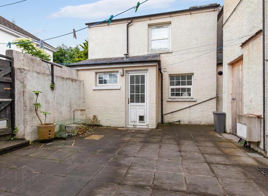 Apartment 2 4 Ardmore Terrace, Holywood, BT18 9BH