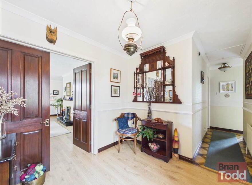 Cairnbeg Crescent, Larne, BT40 1UH
