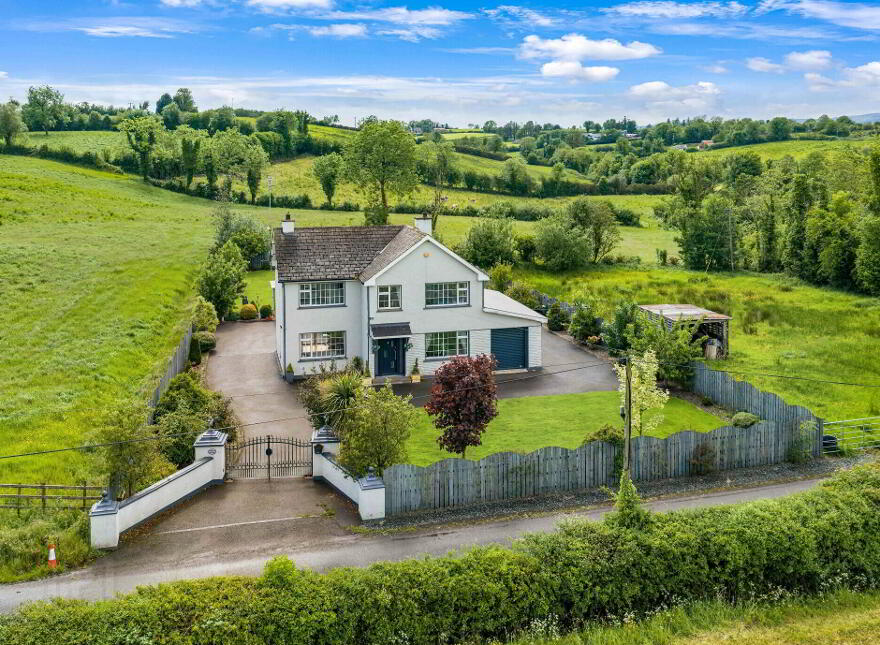 Shanroe, Scotstown, H18R962