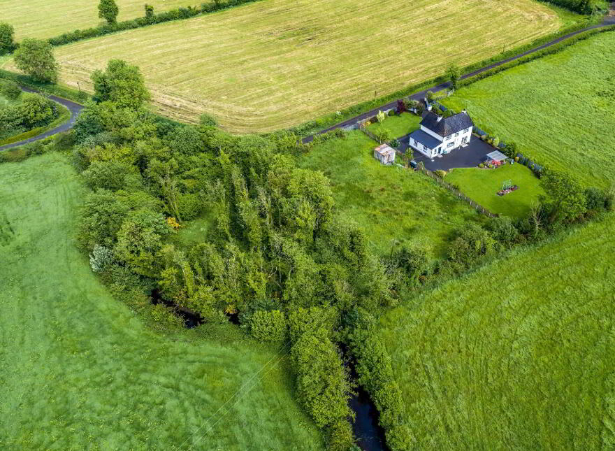 Shanroe, Scotstown, H18R962