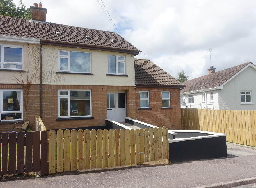4 Knockmore Park, Derrygonnelly, Enniskillen, BT93 6FY