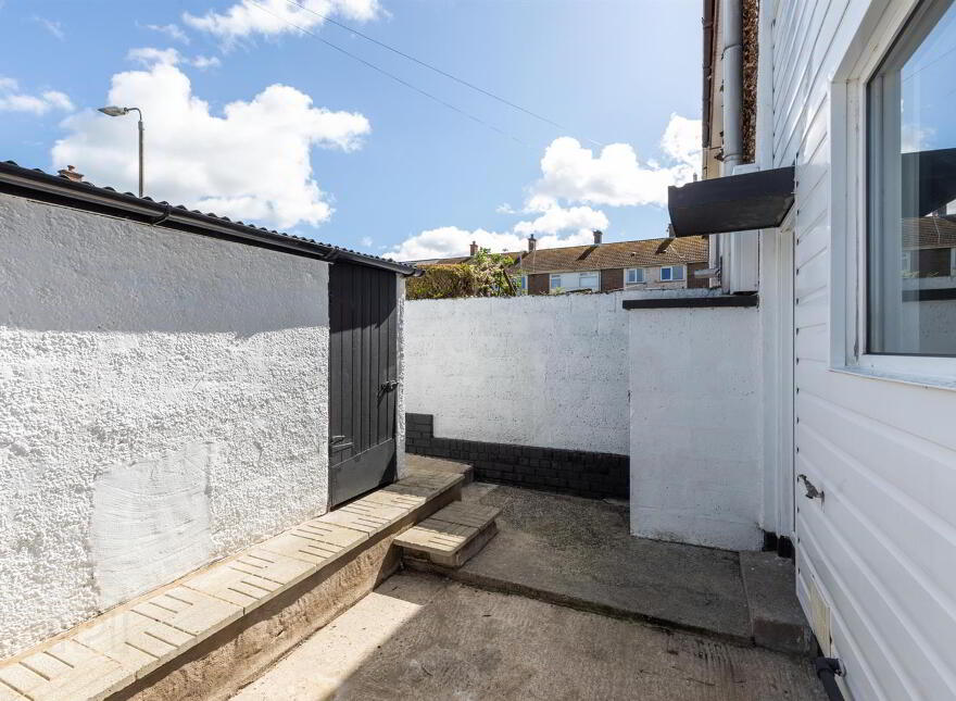 31 Cairnsmore Avenue, Dundonald, Belfast, BT16 2SE