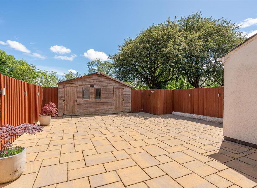 76 Moylena Grove, Antrim, BT41 4JW