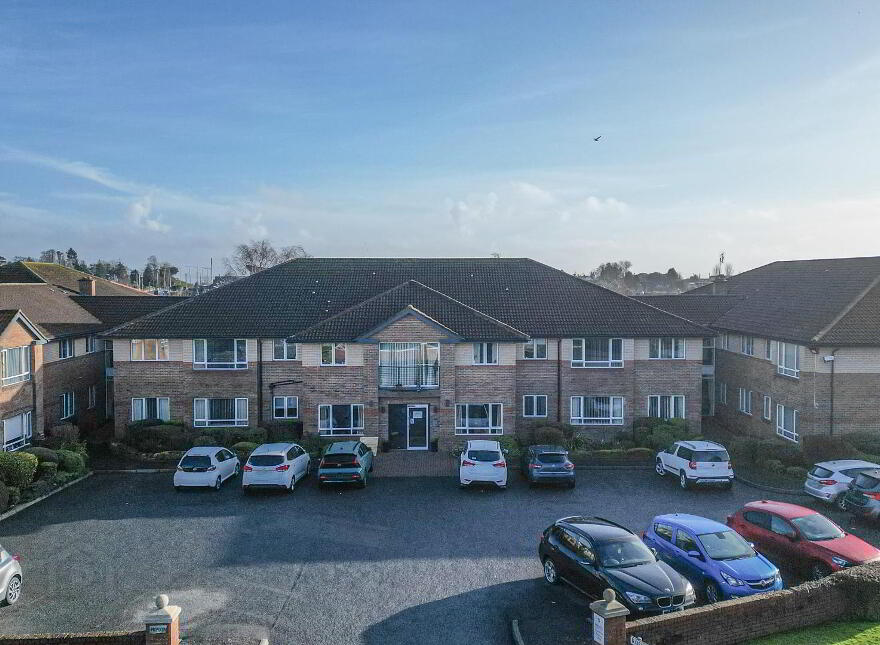 8 Roseville Apartments, Bangor, BT19 1DZ