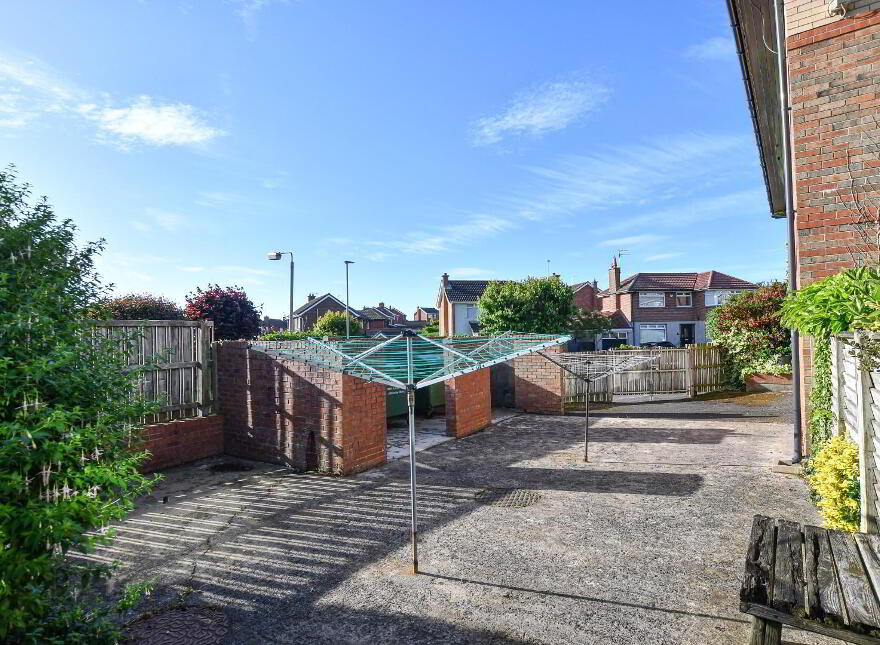 8 Roseville Apartments, Bangor, BT19 1DZ