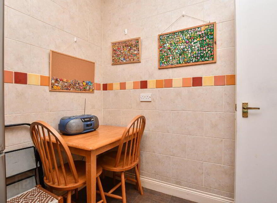 8 Roseville Apartments, Bangor, BT19 1DZ