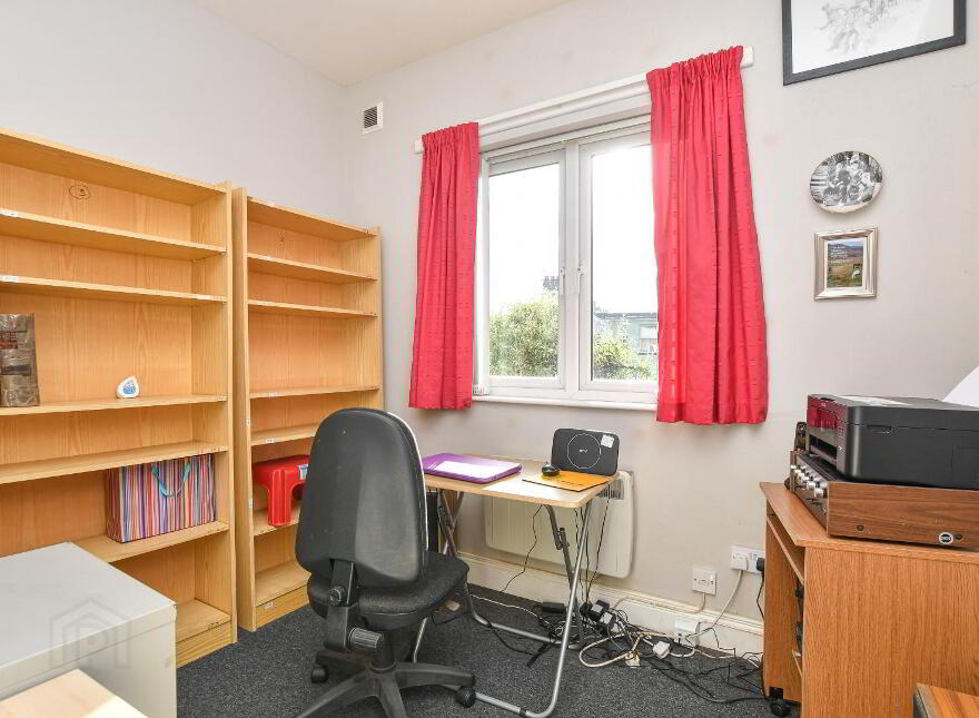 8 Roseville Apartments, Bangor, BT19 1DZ