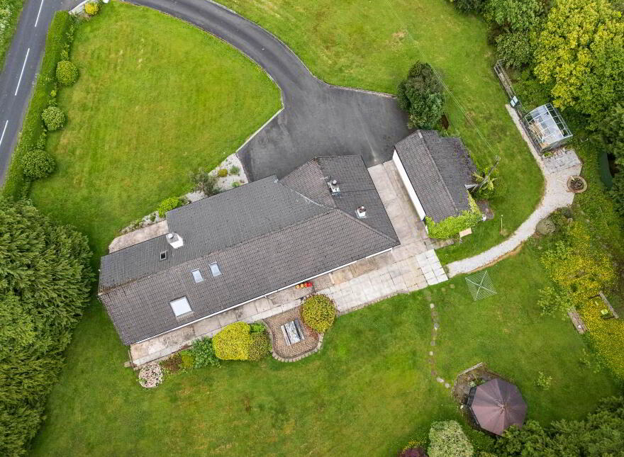 6 Moss Close, Ballynure, Ballyclare, BT39 9YE